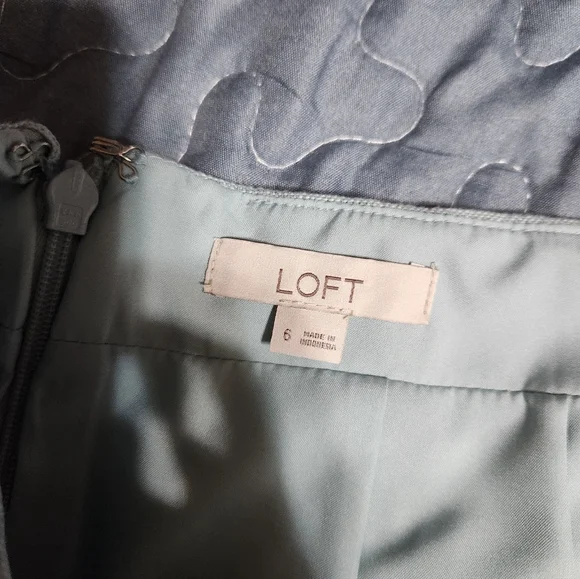 Womens Elegant Light Ice Blue Button Skirt - Picture 6 of 12